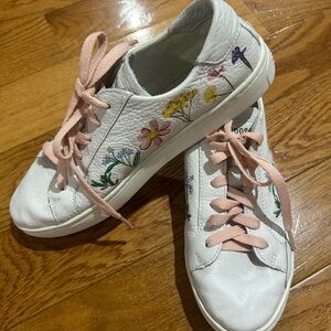 Soludos Women's Pressed Floral Ibiza Sneaker 7.5